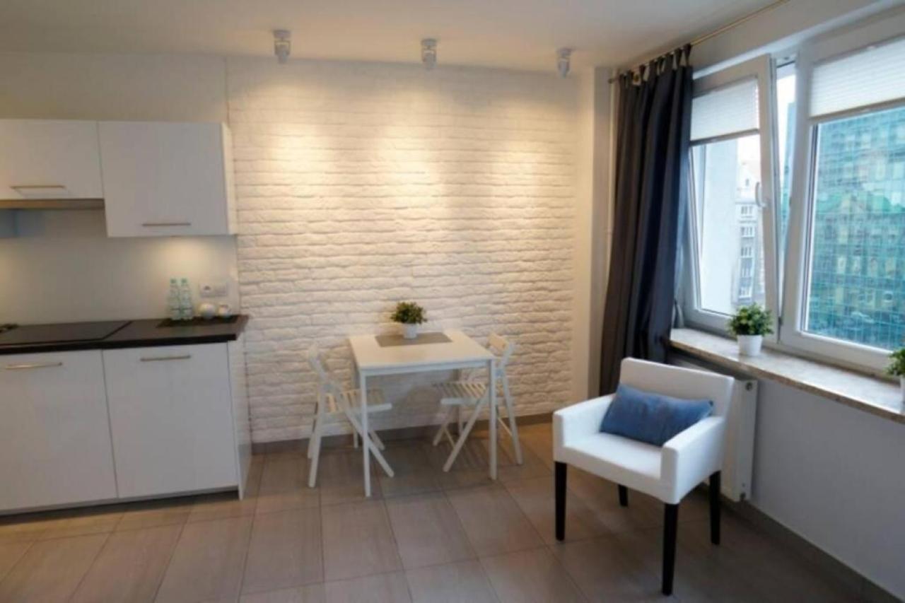 Panska : City Centre . Air Conditioning . Warsaw Luaran gambar